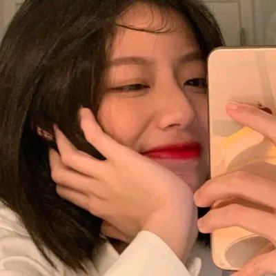 怪物少女妮莫娜
